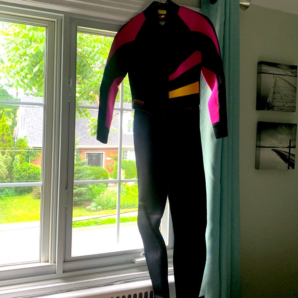 Wetsuit